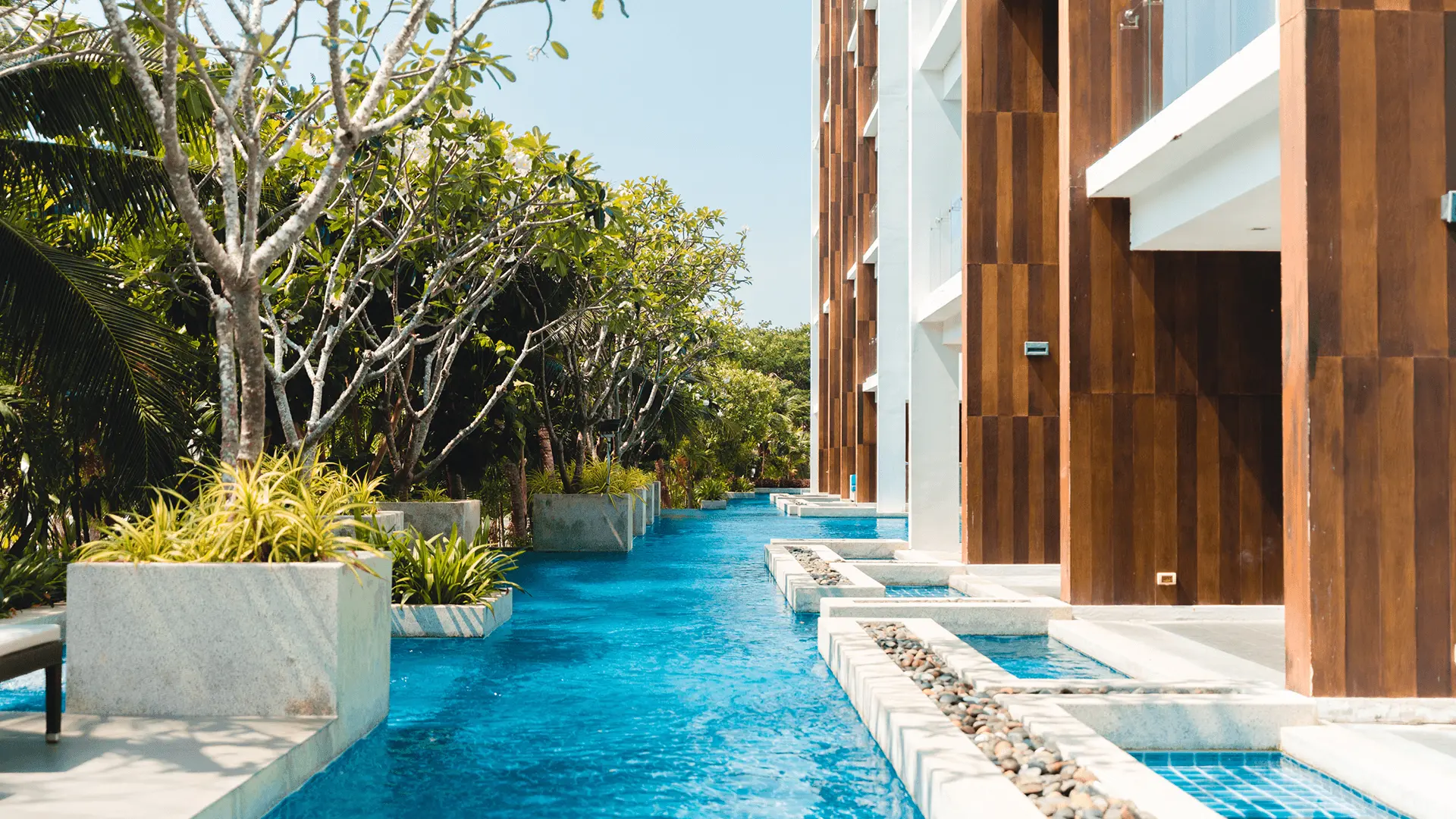Mida De Sea Hua Hin moment
